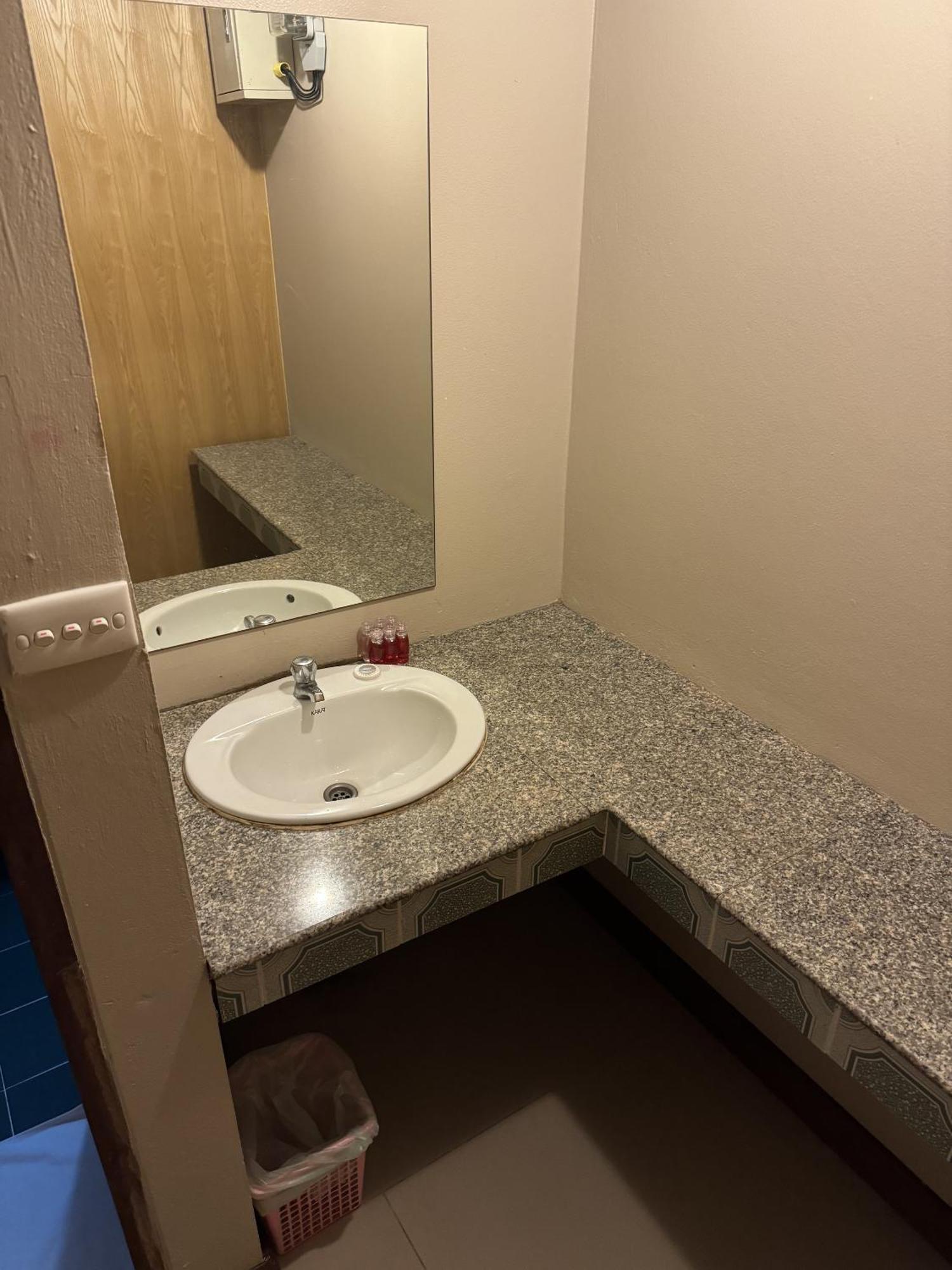 P Chaweng Hotel Ко Самуи Екстериор снимка