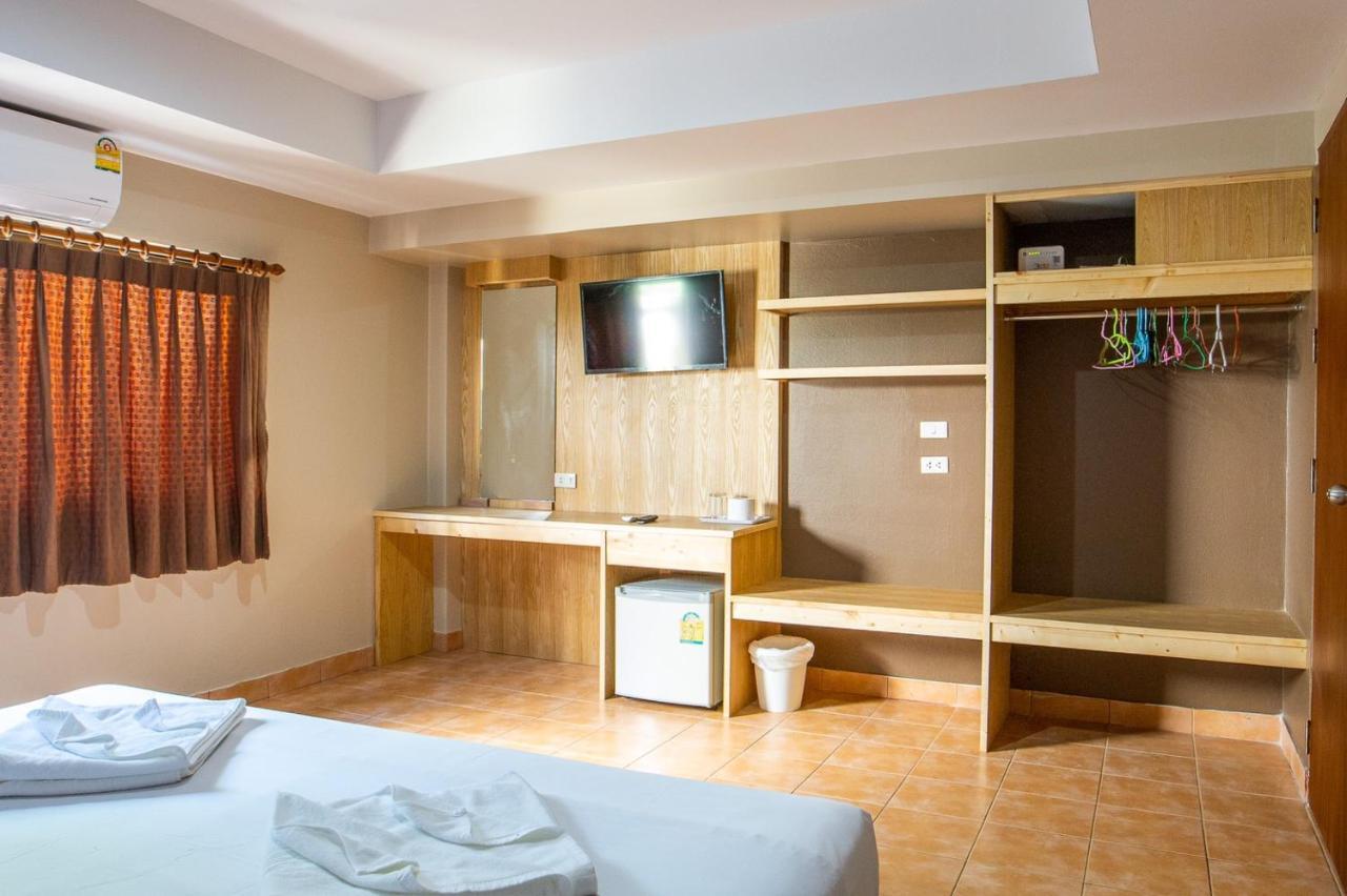 P Chaweng Hotel Ко Самуи Екстериор снимка